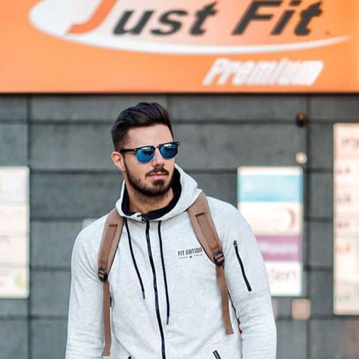 Alex-ohne-Insta.jpg